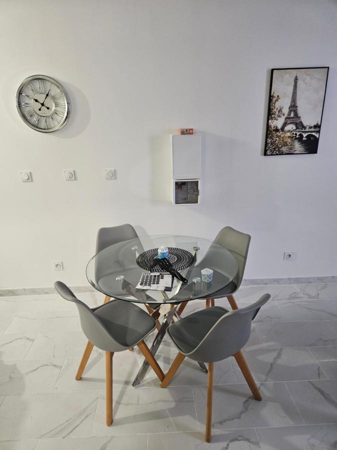 T2 Moderne, Calme Et Entierement Renove. Apartment Beziers Luaran gambar