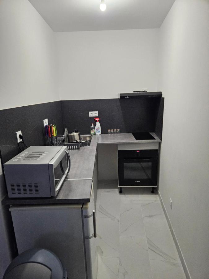 T2 Moderne, Calme Et Entierement Renove. Apartment Beziers Luaran gambar