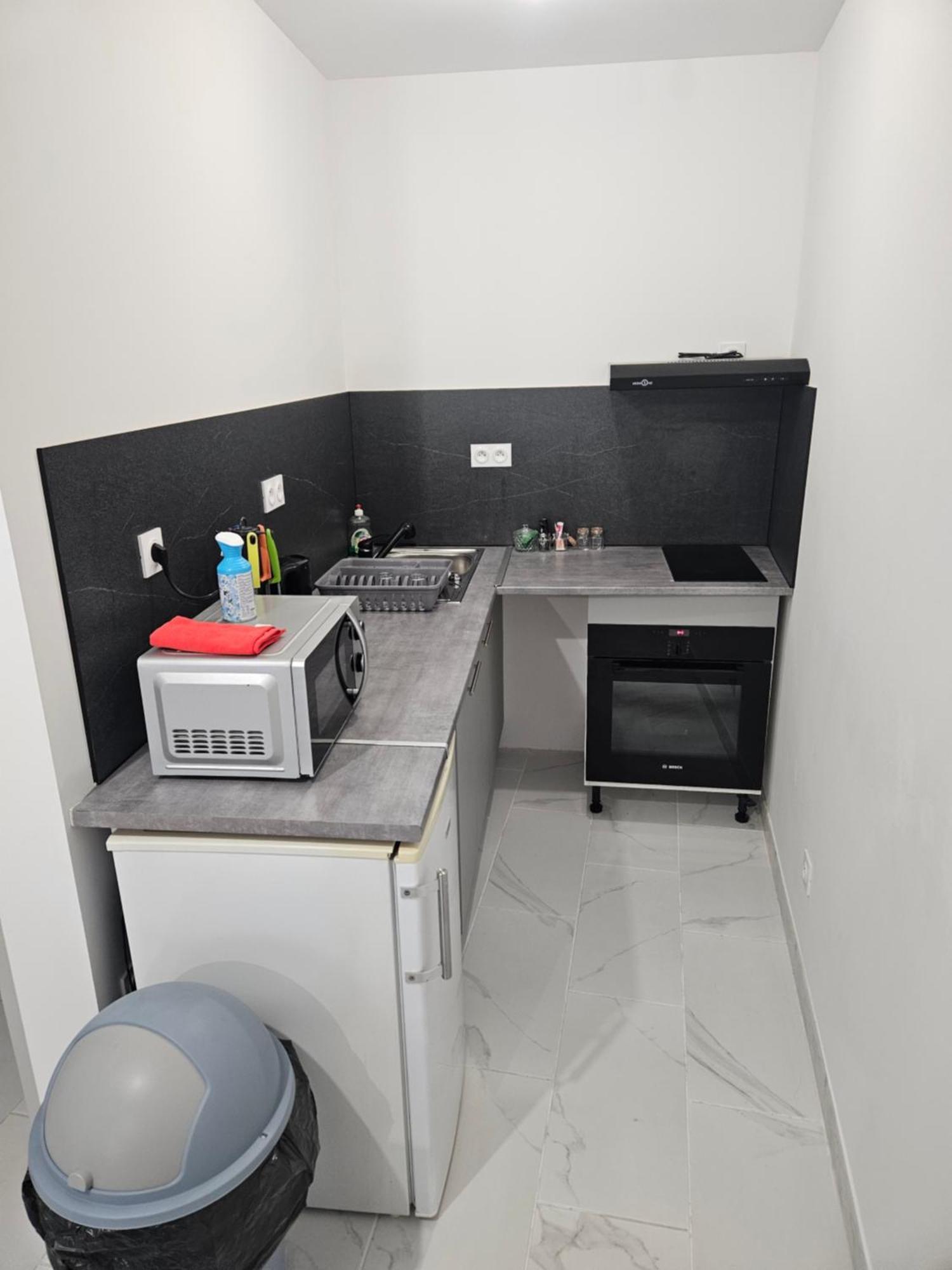 T2 Moderne, Calme Et Entierement Renove. Apartment Beziers Luaran gambar